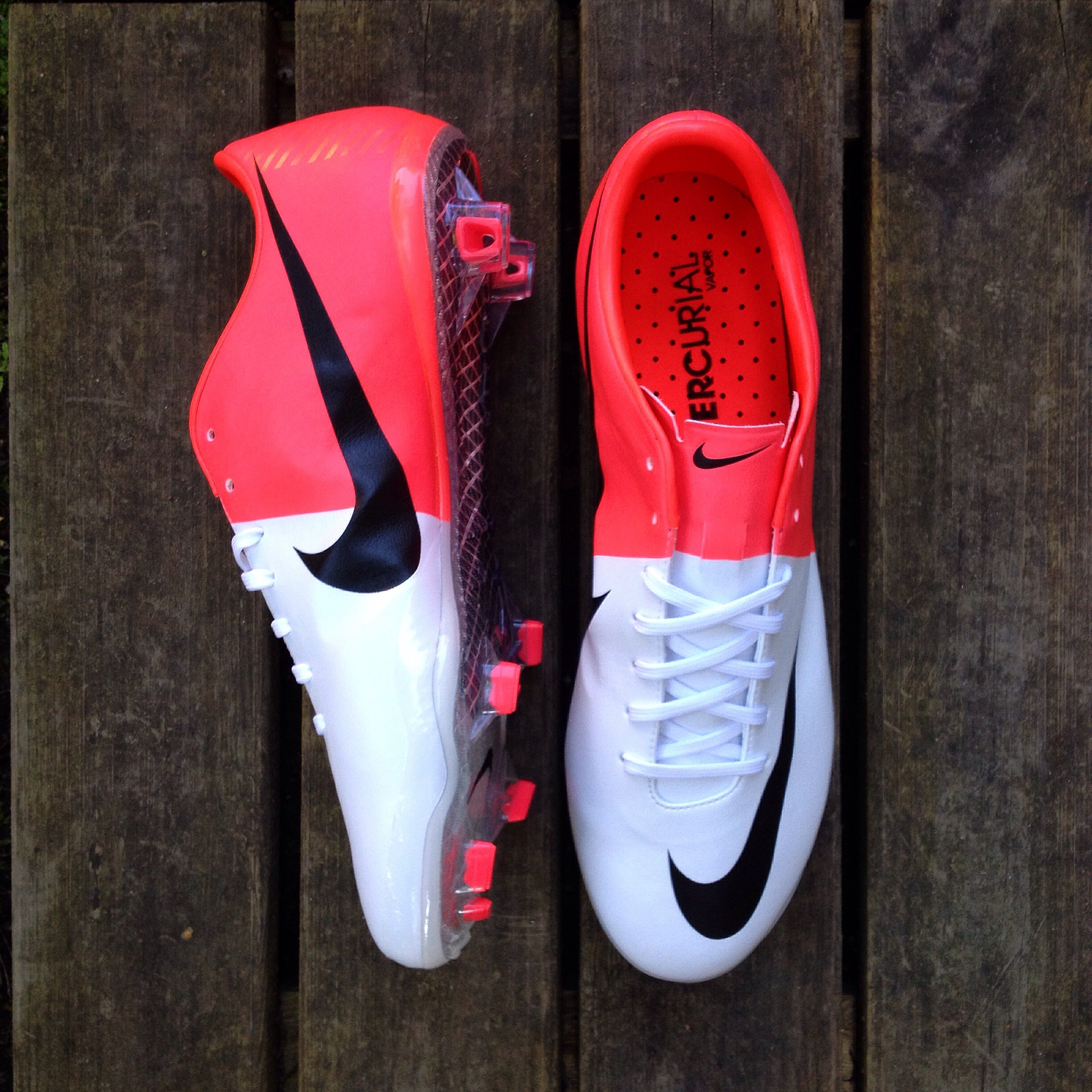 nike mercurial vapor 9 fireberry test what kind of graduated different