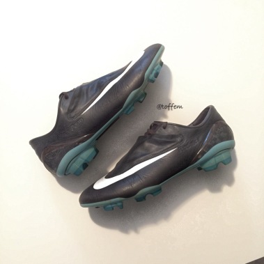 Mens Soccer Cleats Shoes Nike Mercurial Vapor XII Pro FG